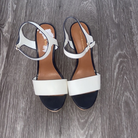 Tommy Hilfiger Wedge Sandals - Picture 2 of 6